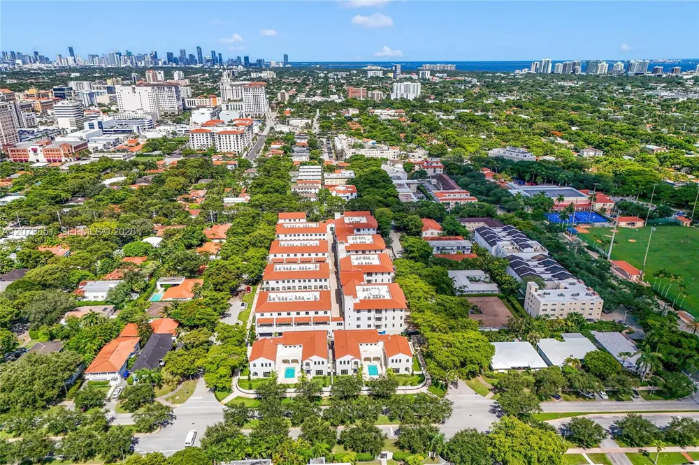 550 Malaga Ave #Villa 1 Coral Gables, FL 33134
