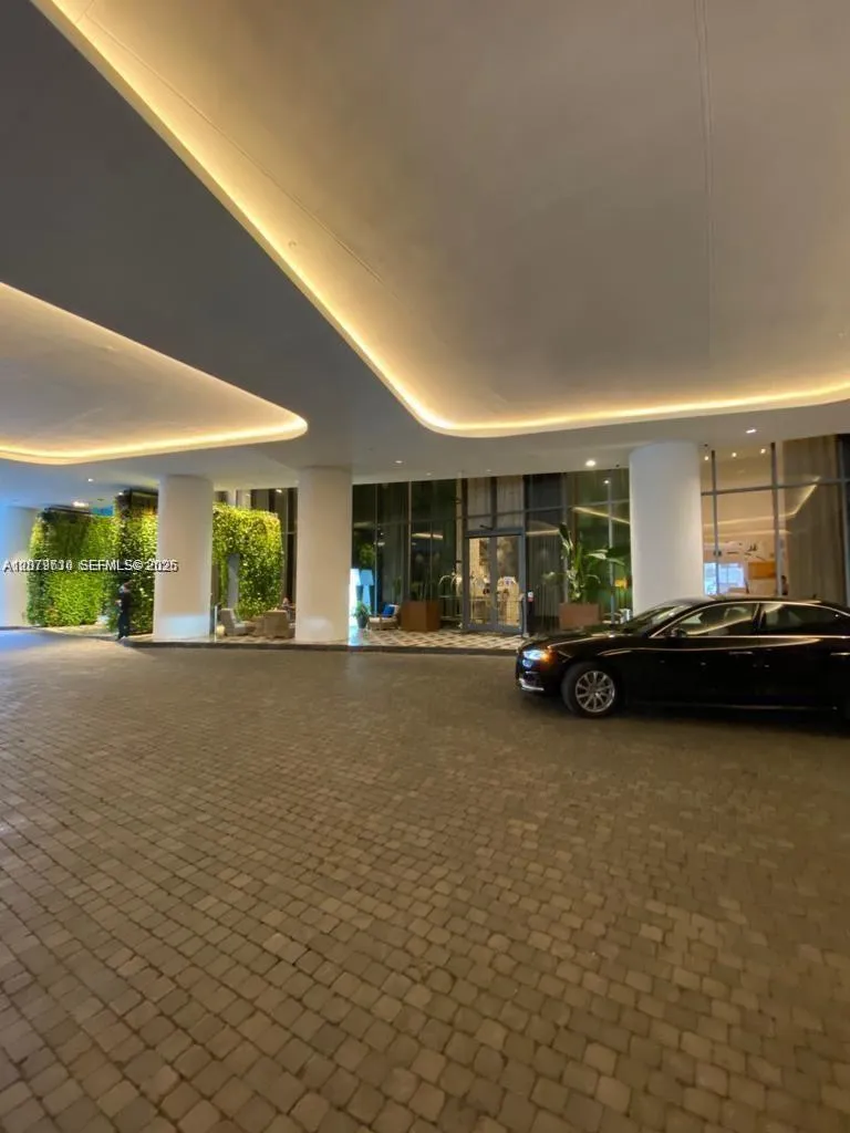 801 S Miami Ave #1804 Miami, FL 33130