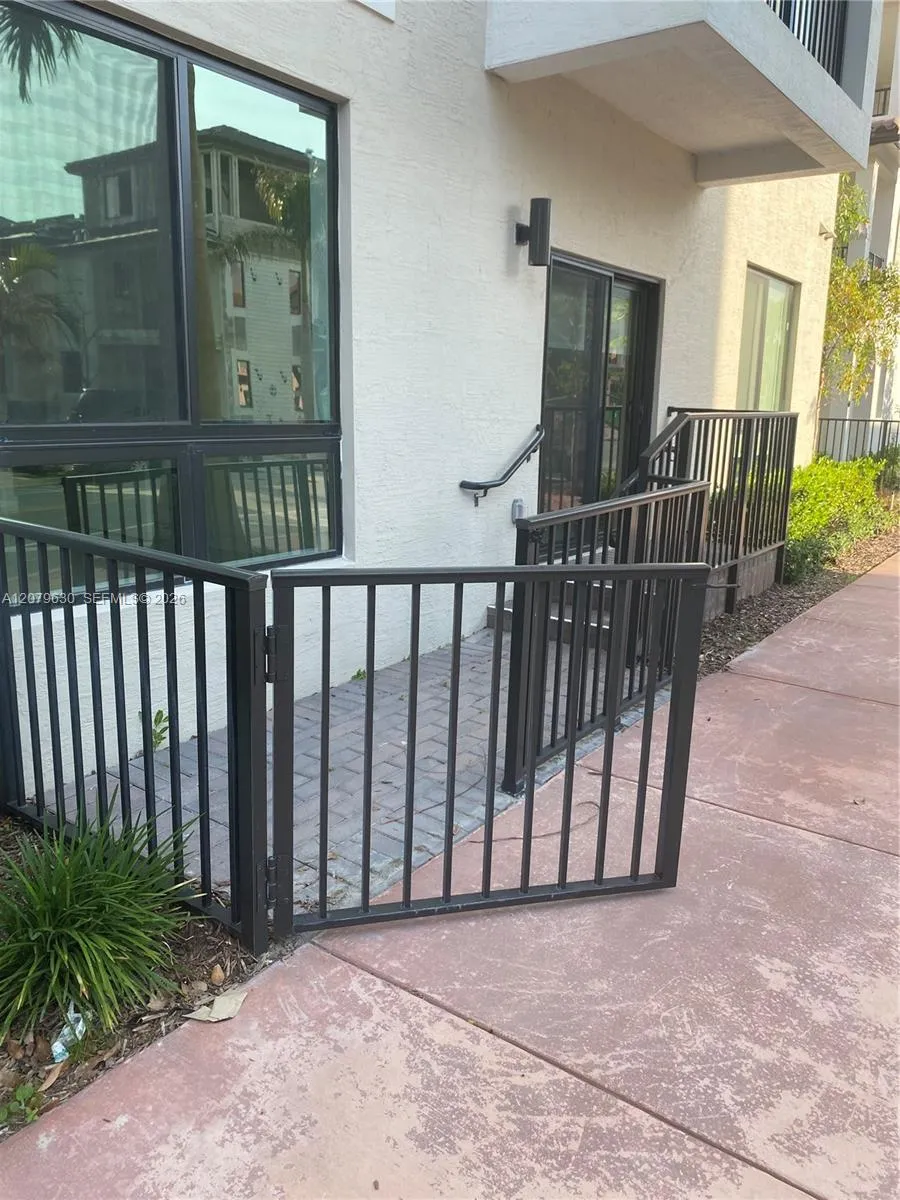 8301 NW 41st St #B-110 Doral, FL 33166