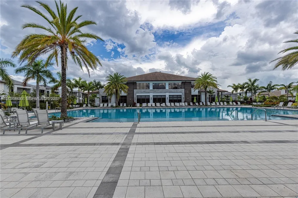 8301 NW 41st St #B-110 Doral, FL 33166