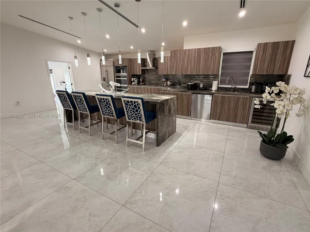 13200 SW 25th St Miami, FL 33175