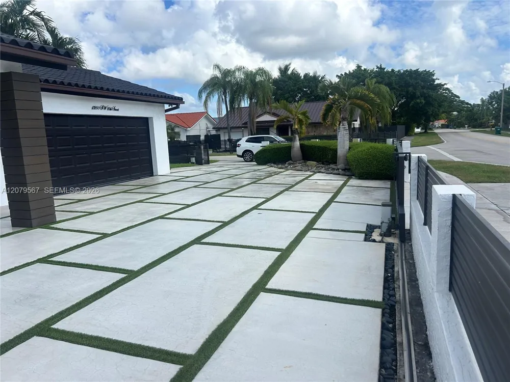 13200 SW 25th St Miami, FL 33175