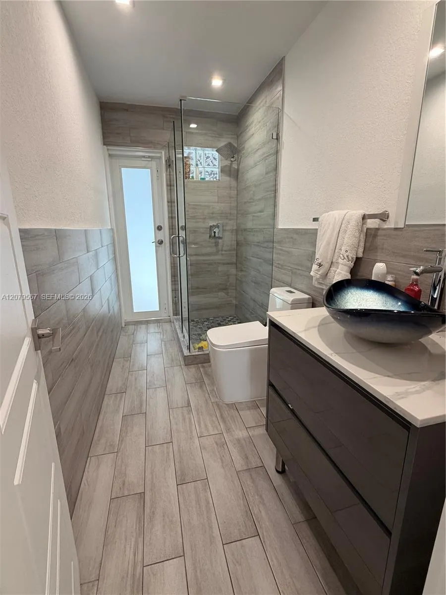 13200 SW 25th St Miami, FL 33175
