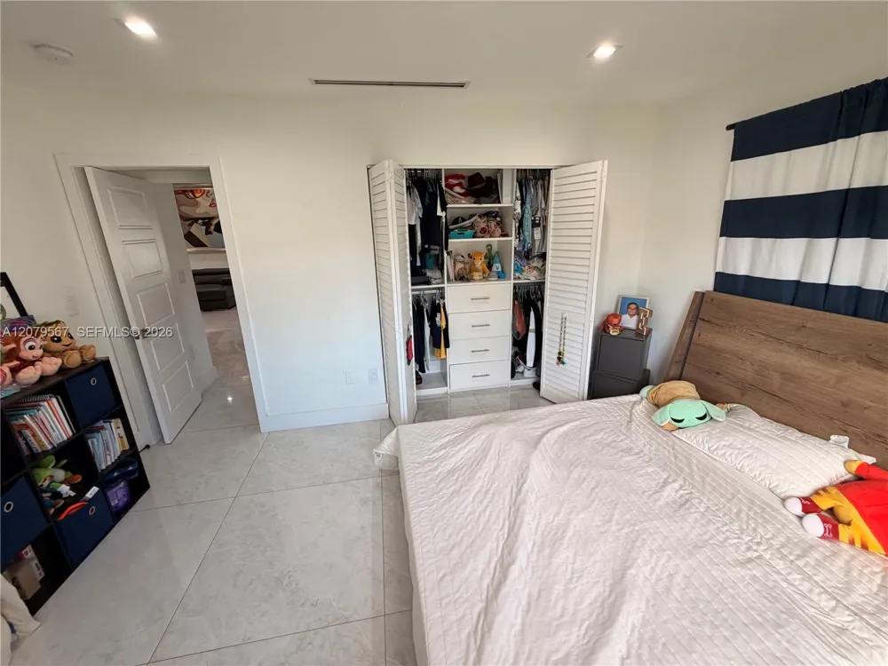 13200 SW 25th St Miami, FL 33175