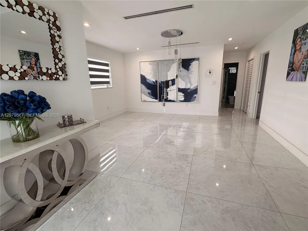 13200 SW 25th St Miami, FL 33175