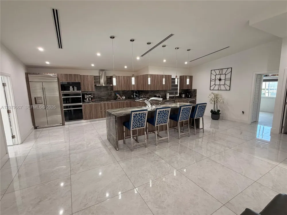 13200 SW 25th St Miami, FL 33175