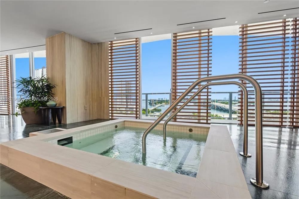 1400 Biscayne Blvd #804 Miami, FL 33132