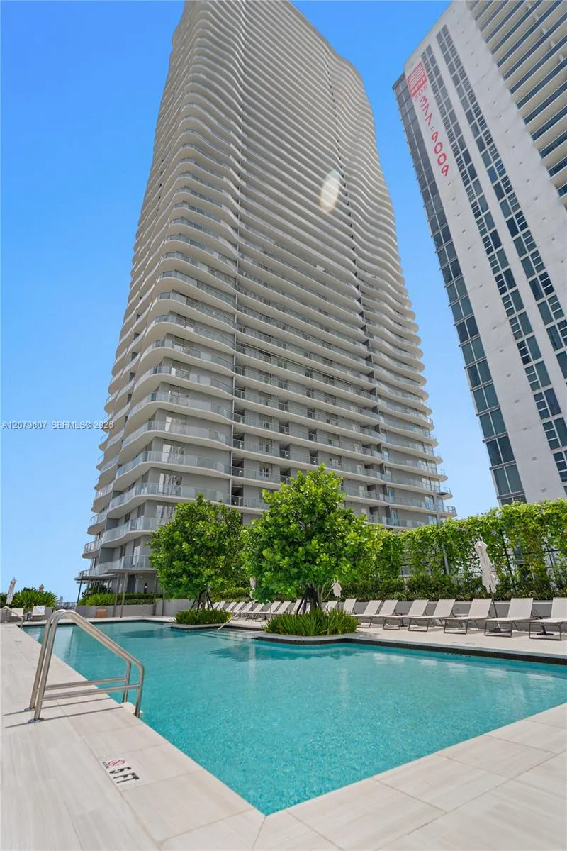 1400 Biscayne Blvd #804 Miami, FL 33132