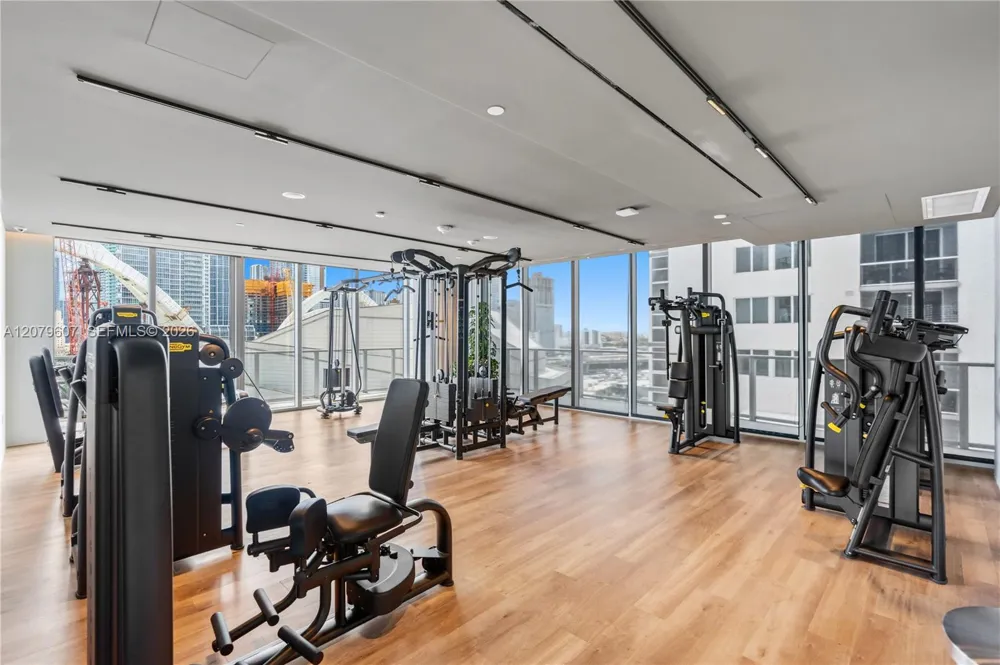 1400 Biscayne Blvd #804 Miami, FL 33132