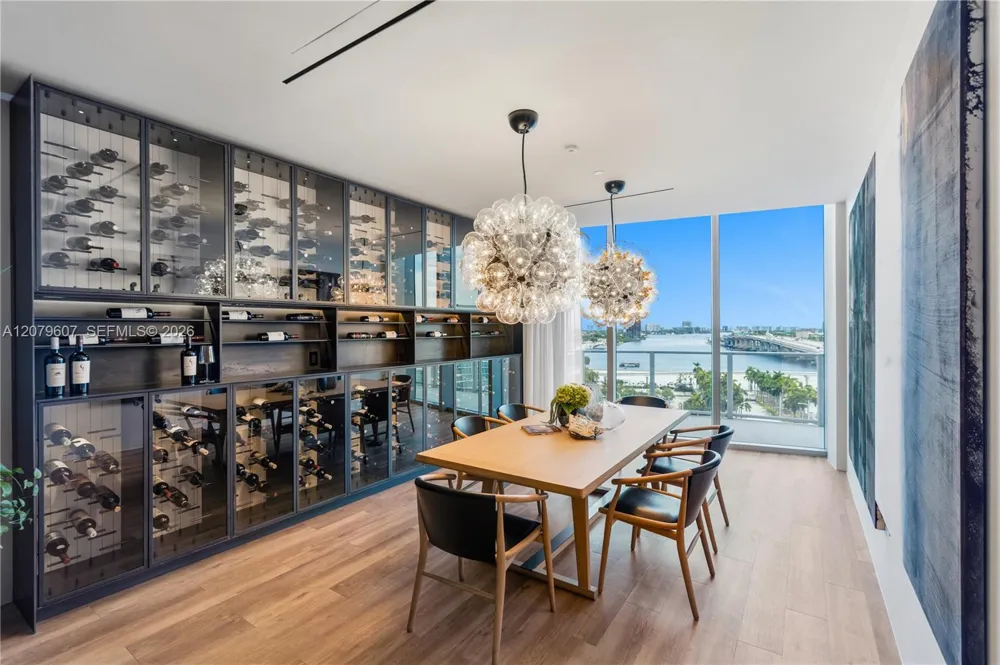 1400 Biscayne Blvd #804 Miami, FL 33132
