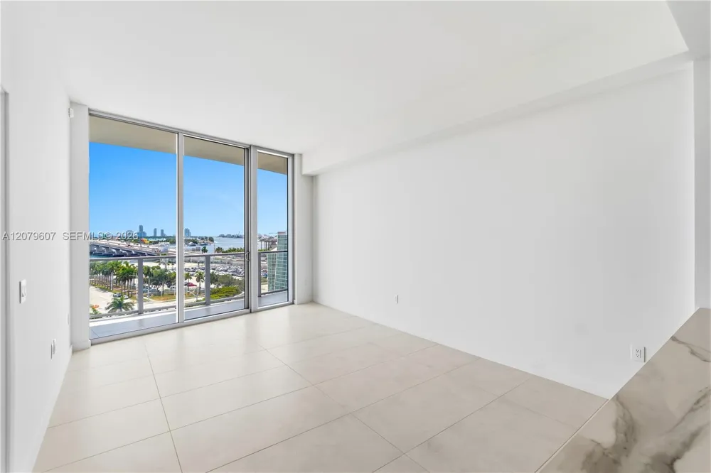 1400 Biscayne Blvd #804 Miami, FL 33132