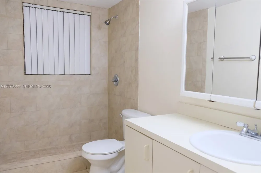 9962 SW 88th St #722-7 Miami, FL 33176