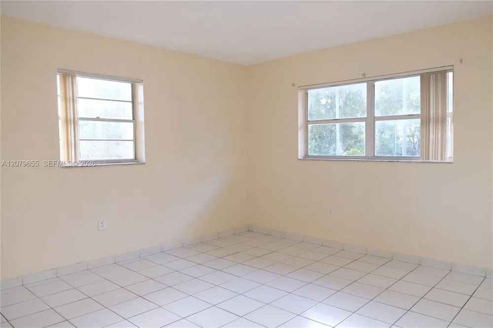 9962 SW 88th St #722-7 Miami, FL 33176
