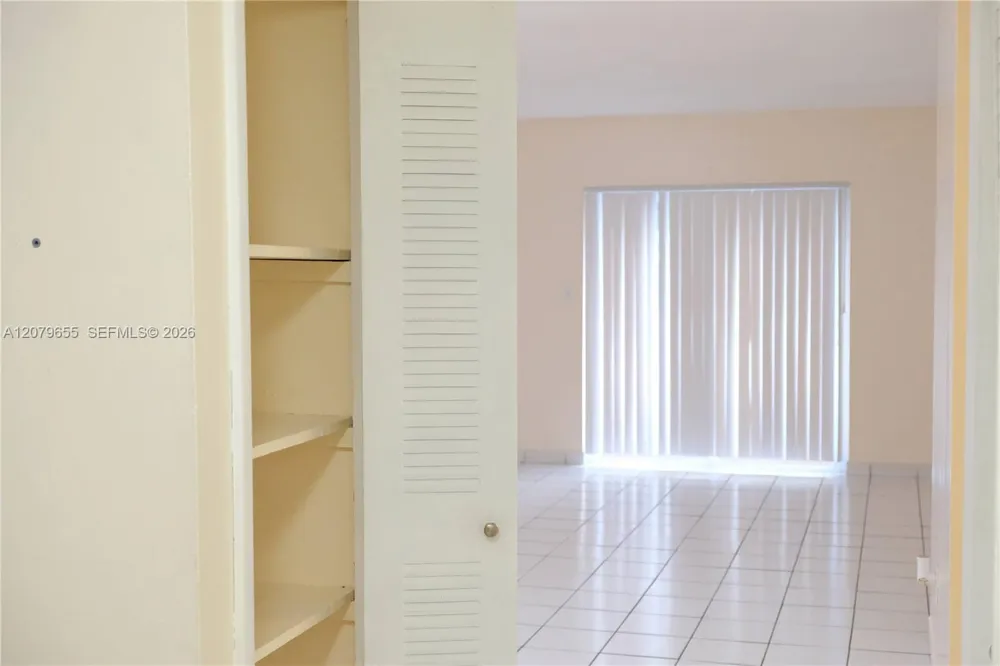 9962 SW 88th St #722-7 Miami, FL 33176