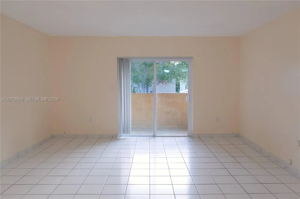 9962 SW 88th St #722-7 Miami, FL 33176