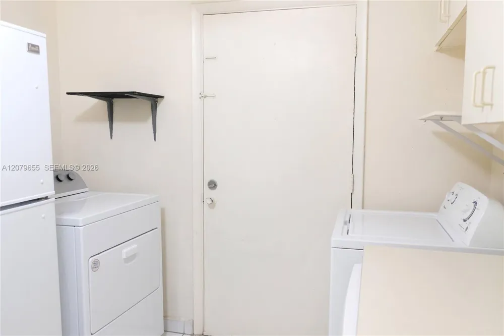 9962 SW 88th St #722-7 Miami, FL 33176