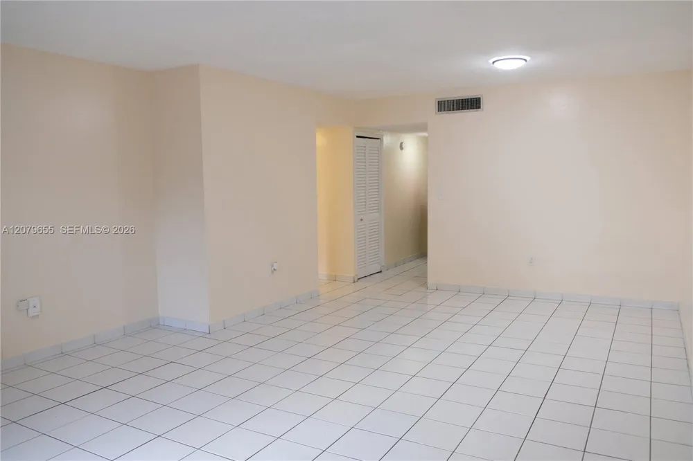 9962 SW 88th St #722-7 Miami, FL 33176
