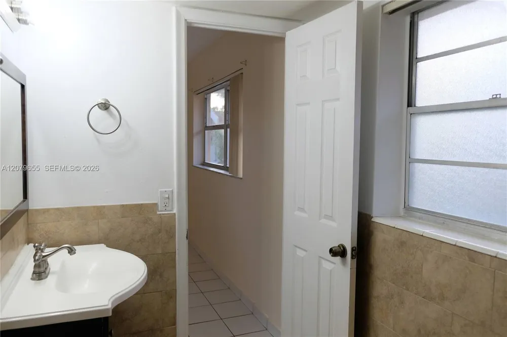 9962 SW 88th St #722-7 Miami, FL 33176