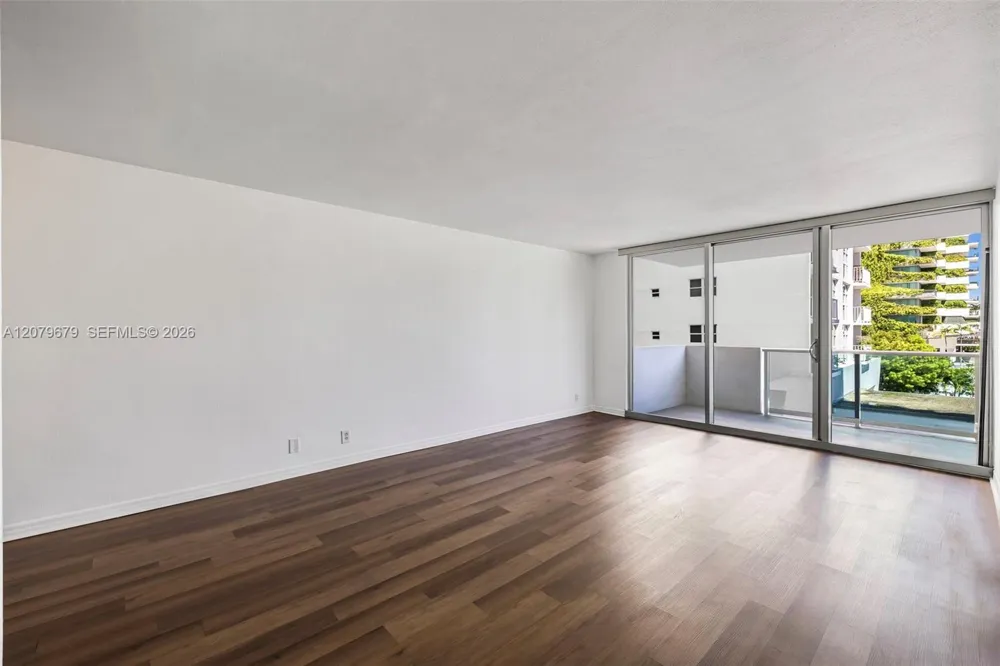 1200 West Ave #317 Miami Beach, FL 33139
