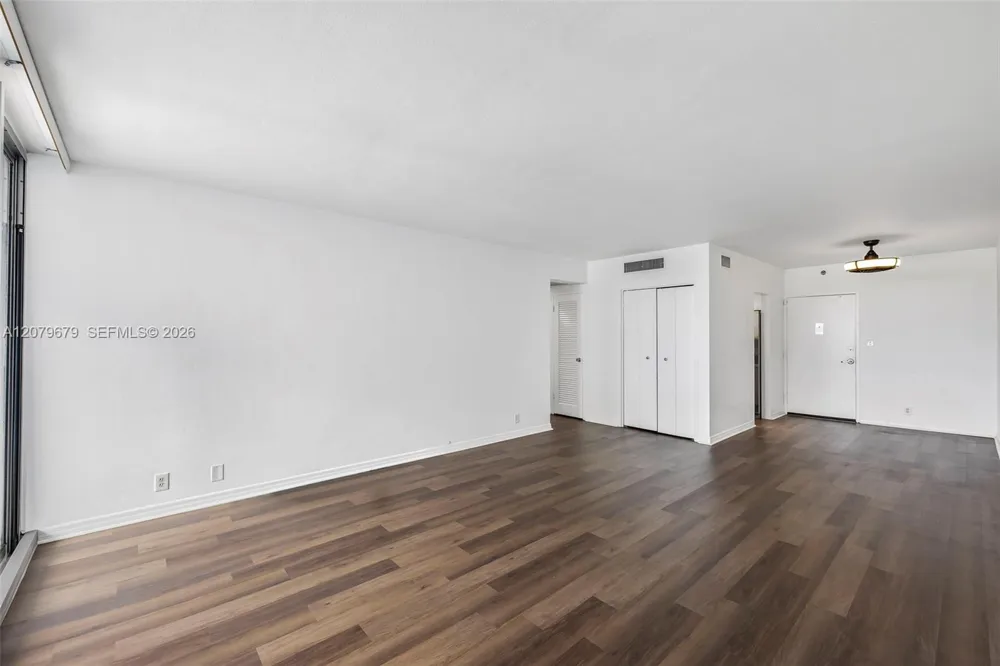 1200 West Ave #317 Miami Beach, FL 33139