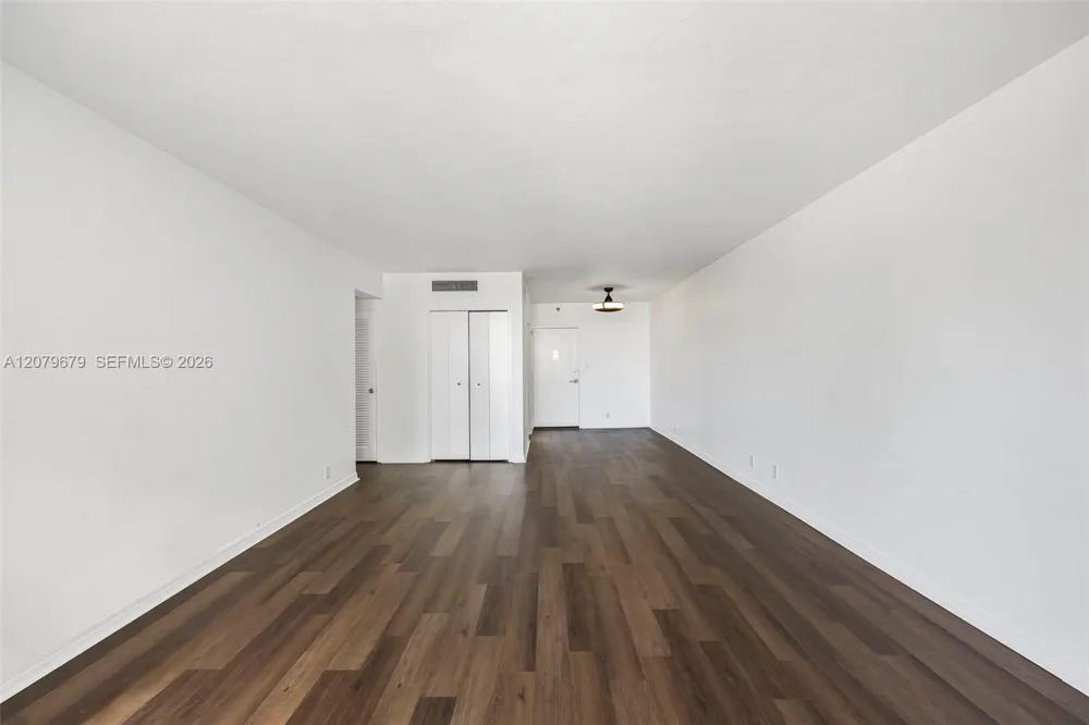 1200 West Ave #317 Miami Beach, FL 33139