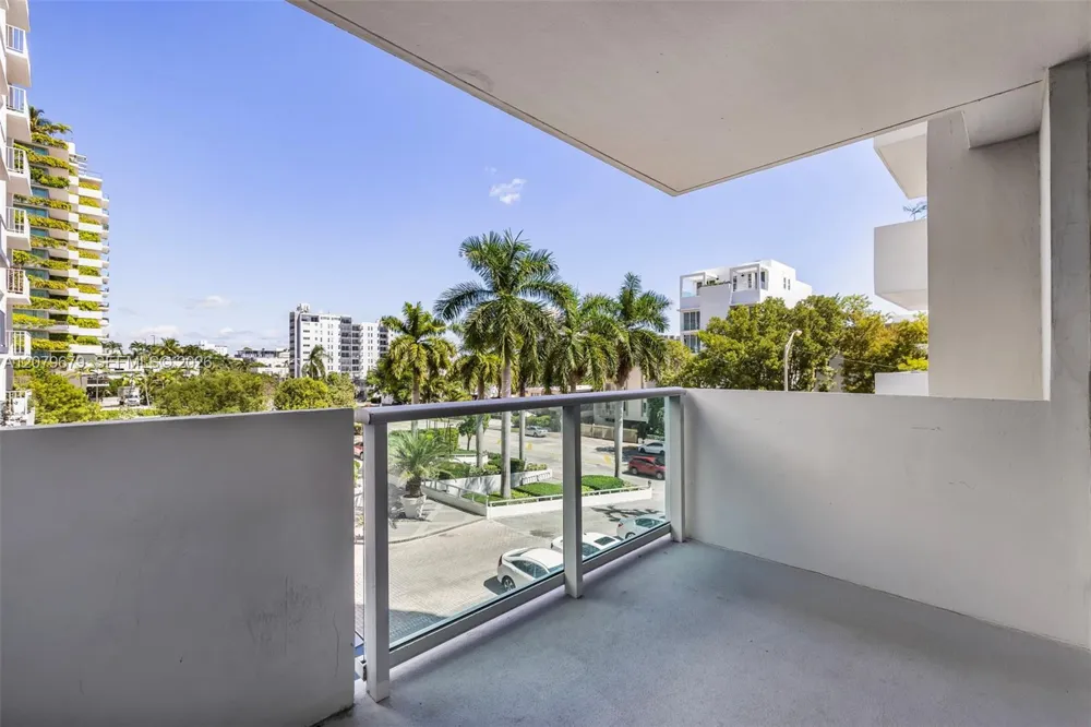 1200 West Ave #317 Miami Beach, FL 33139