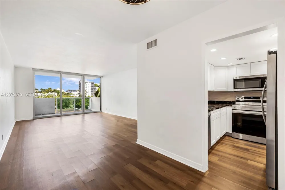 1200 West Ave #317 Miami Beach, FL 33139
