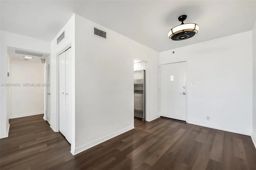1200 West Ave #317 Miami Beach, FL 33139