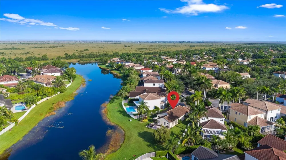 1416 Canary Island Dr Weston, FL 33327