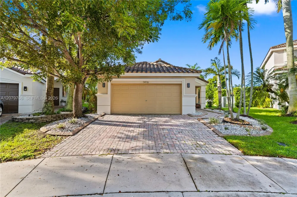1416 Canary Island Dr Weston, FL 33327