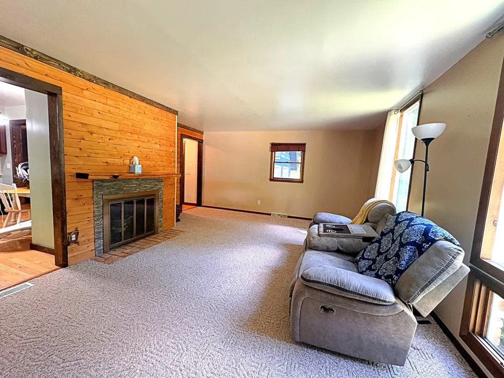 9823 Calgary Drive Stanwood, MI 49346