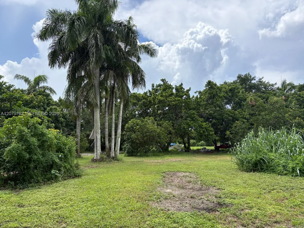 17725 SW 218th St Miami, FL 33170