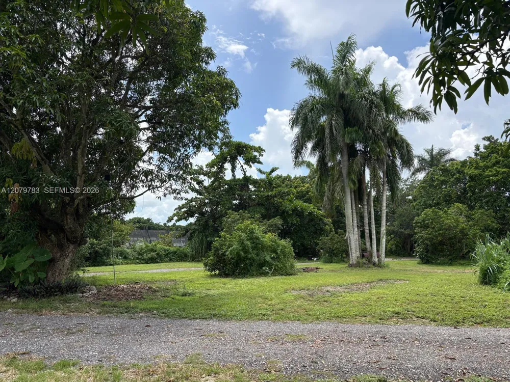 17725 SW 218th St Miami, FL 33170