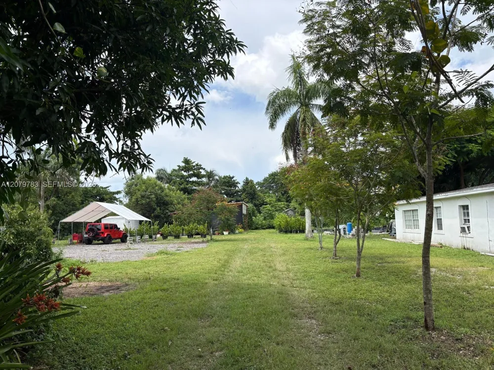 17725 SW 218th St Miami, FL 33170