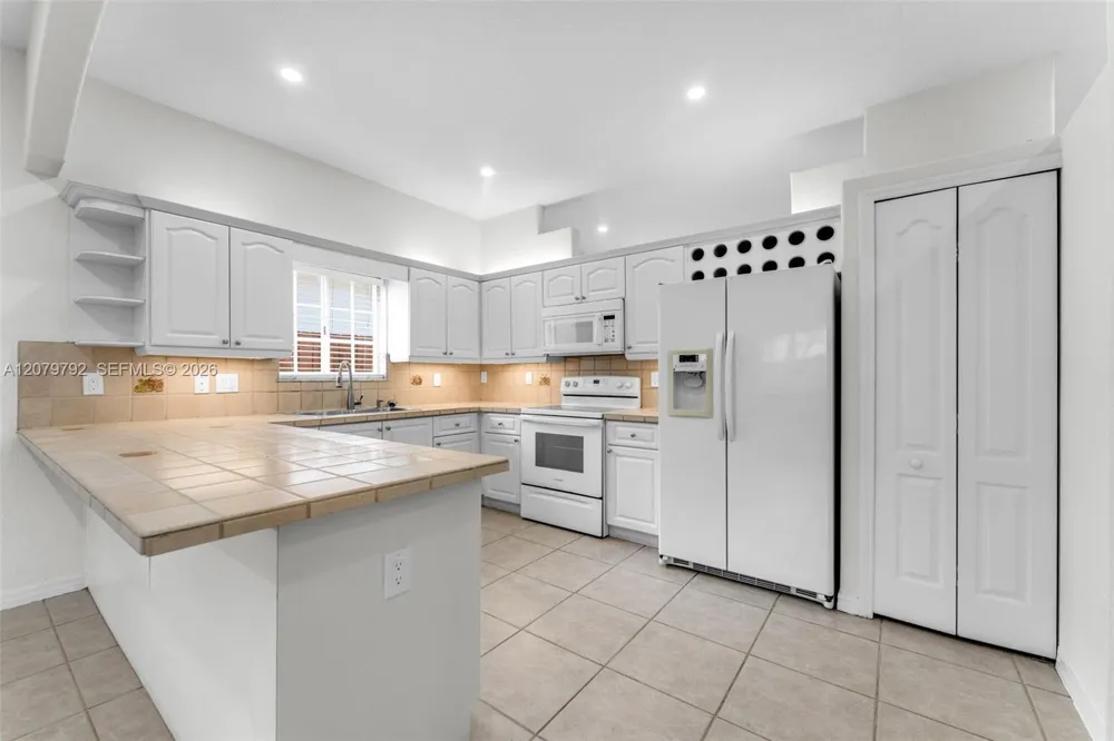 16264 SW 55th Ter #0 Miami, FL 33185