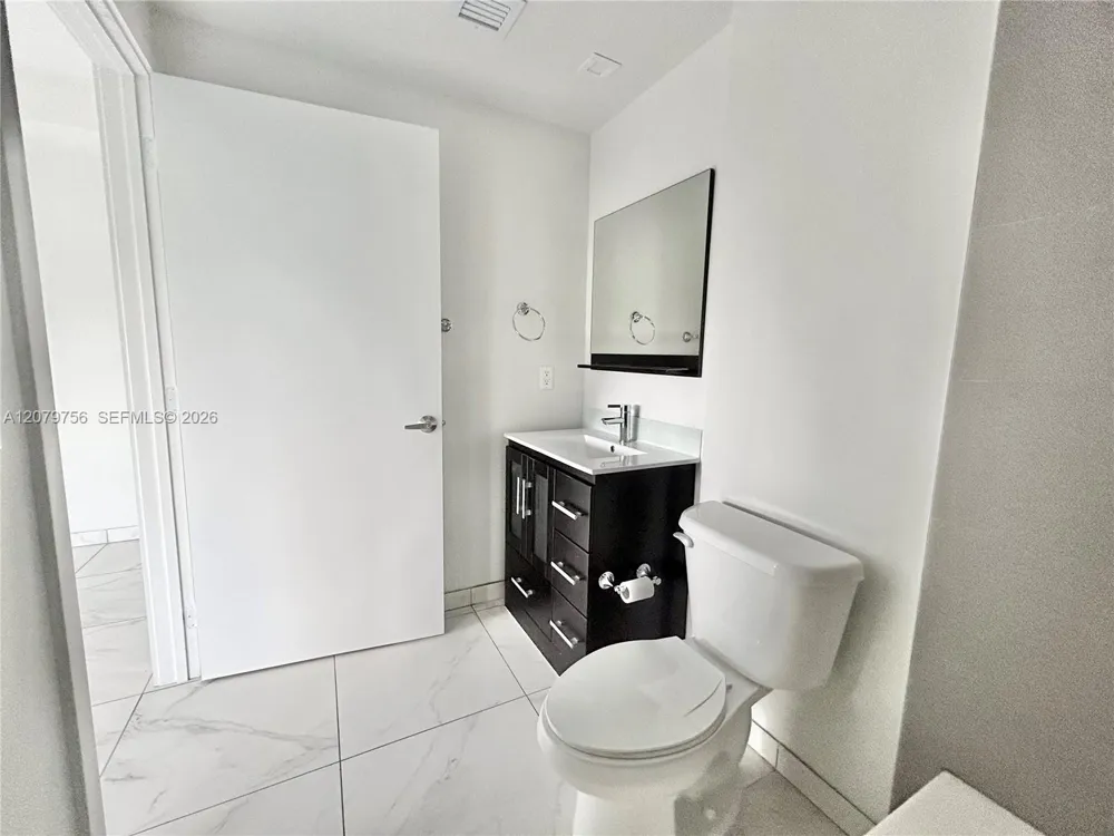 836 SW 2nd St #401 Miami, FL 33130