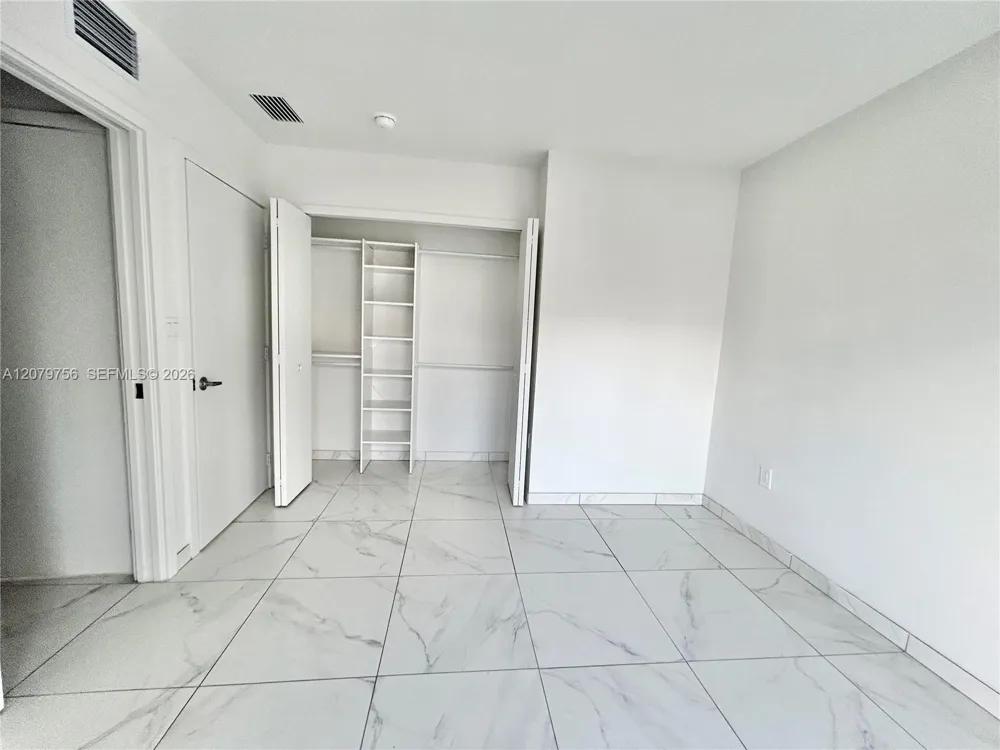 836 SW 2nd St #401 Miami, FL 33130