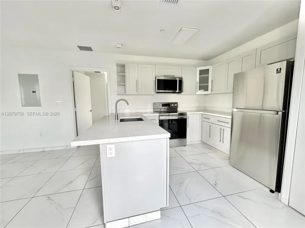 836 SW 2nd St #401 Miami, FL 33130