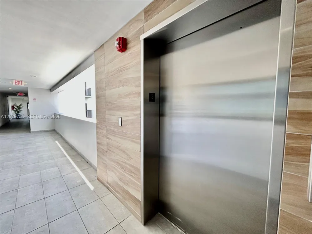 836 SW 2nd St #401 Miami, FL 33130