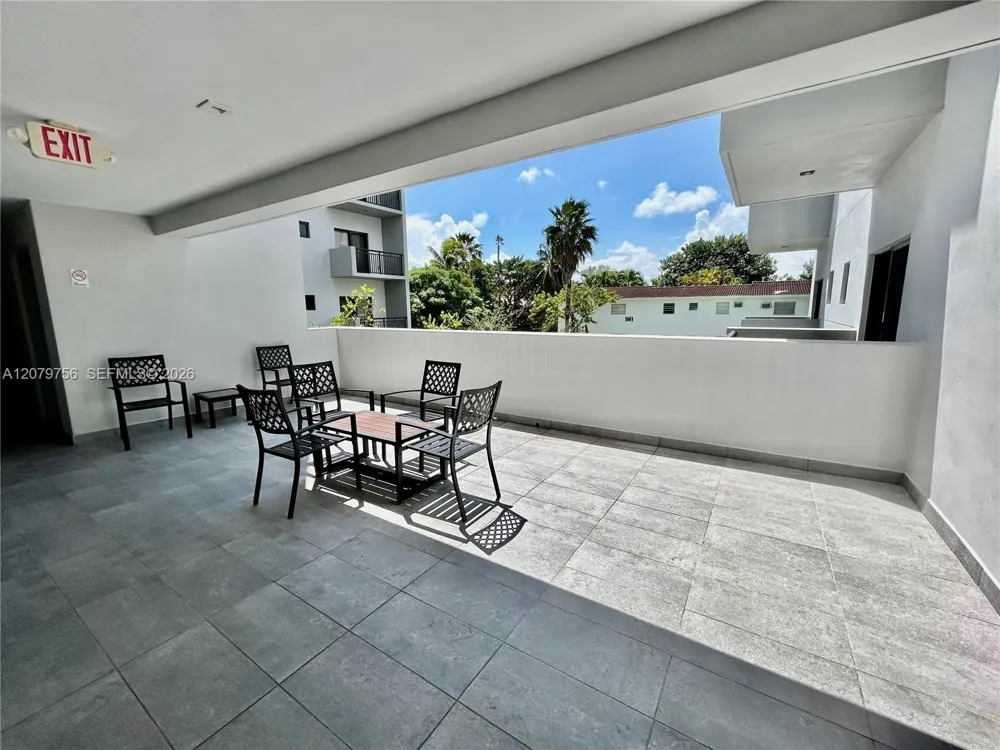 836 SW 2nd St #401 Miami, FL 33130