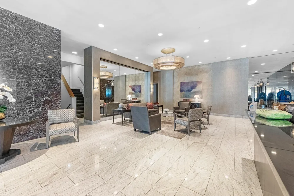 5000 Montrose Boulevard #15C Houston, TX 77006