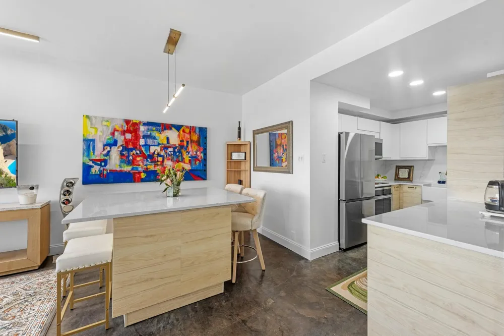 5000 Montrose Boulevard #15C Houston, TX 77006