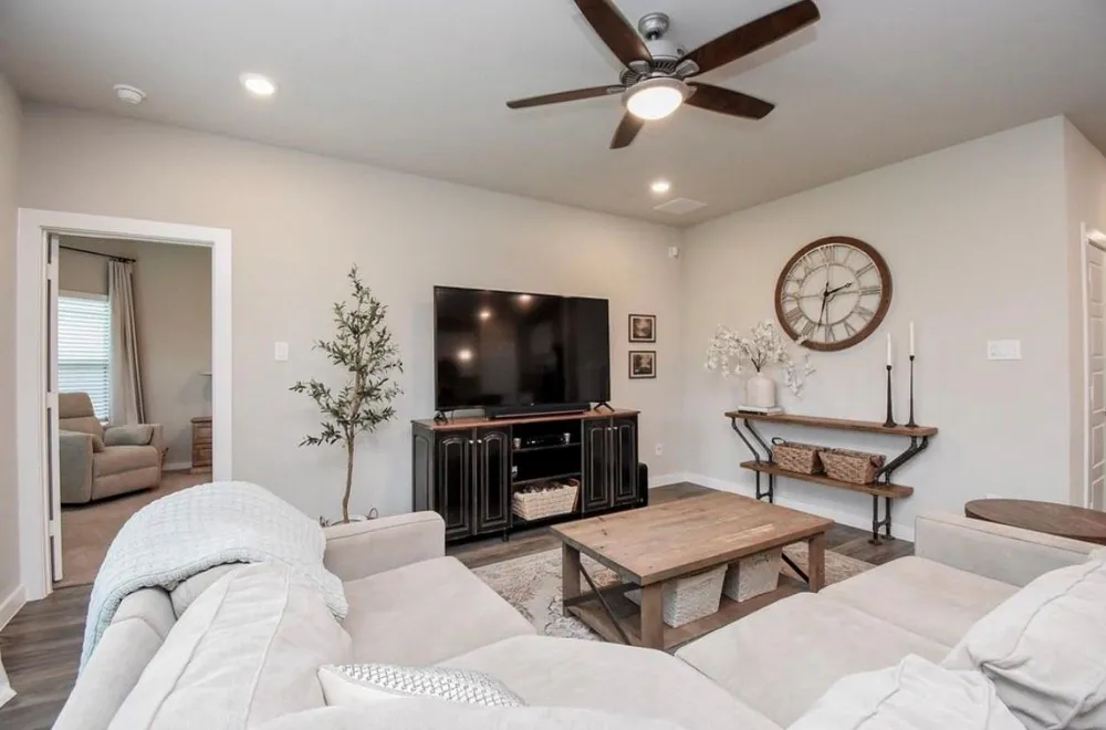 8435 Jetty Glen Drive Cypress, TX 77433