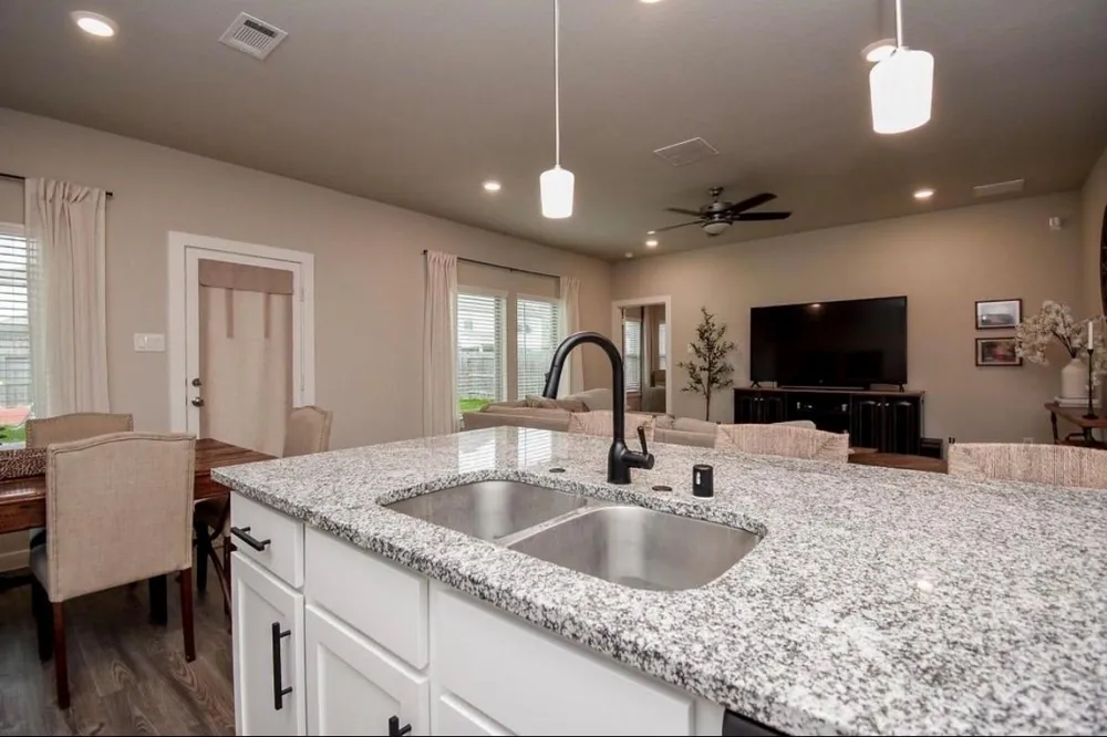 8435 Jetty Glen Drive Cypress, TX 77433