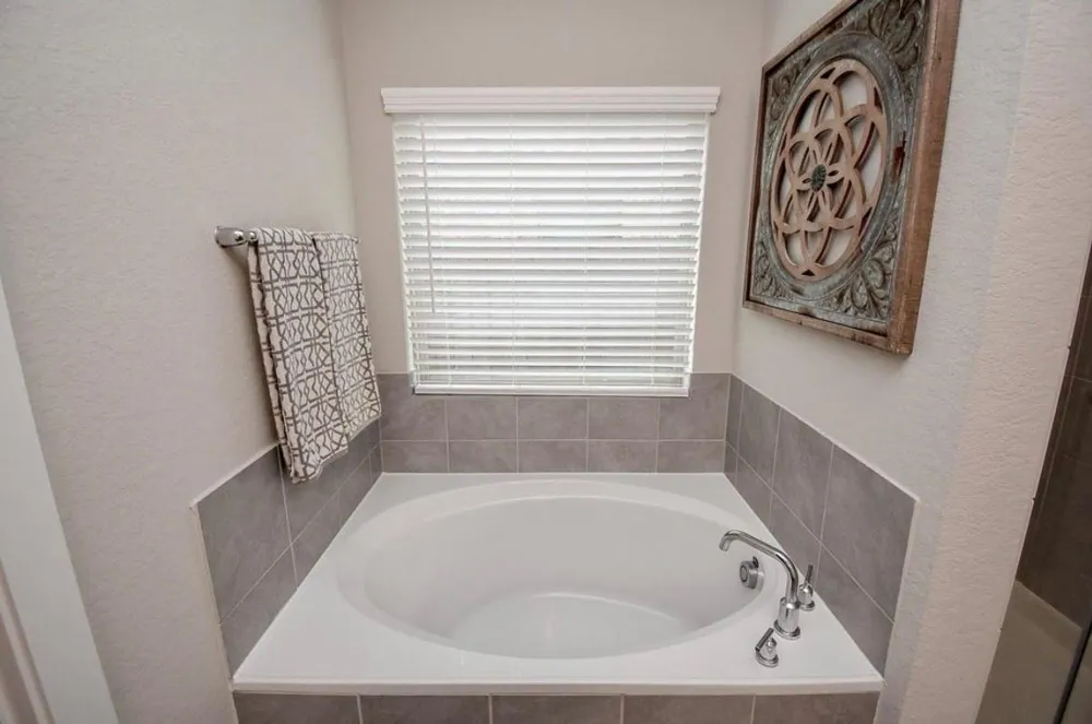 8435 Jetty Glen Drive Cypress, TX 77433