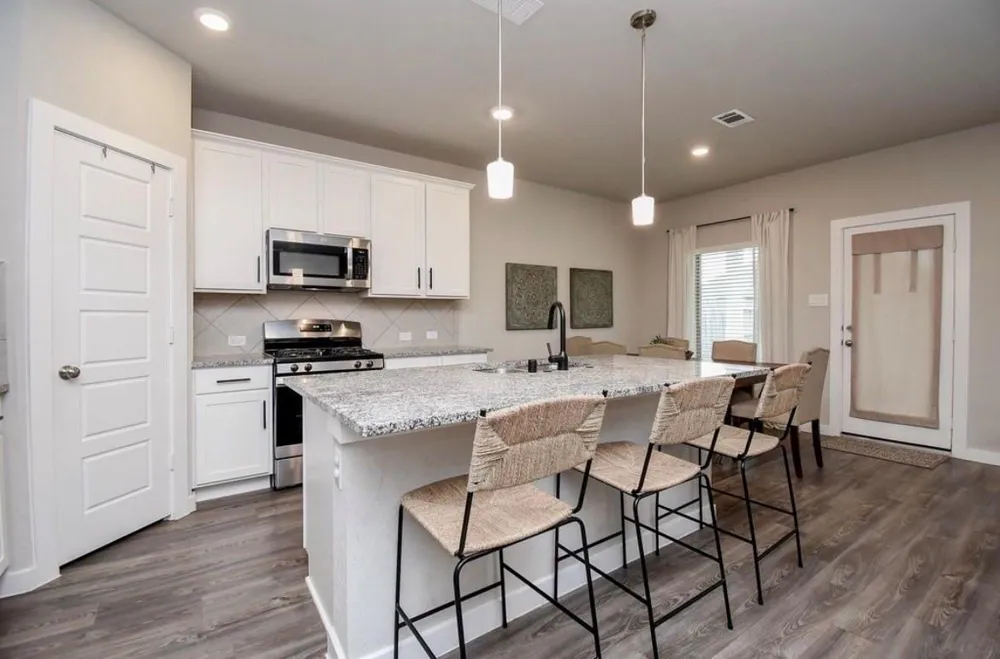 8435 Jetty Glen Drive Cypress, TX 77433