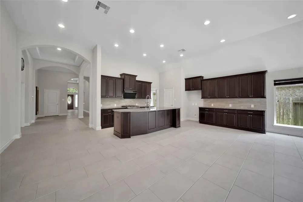 13314 Lazy River Lane Pearland, TX 77584