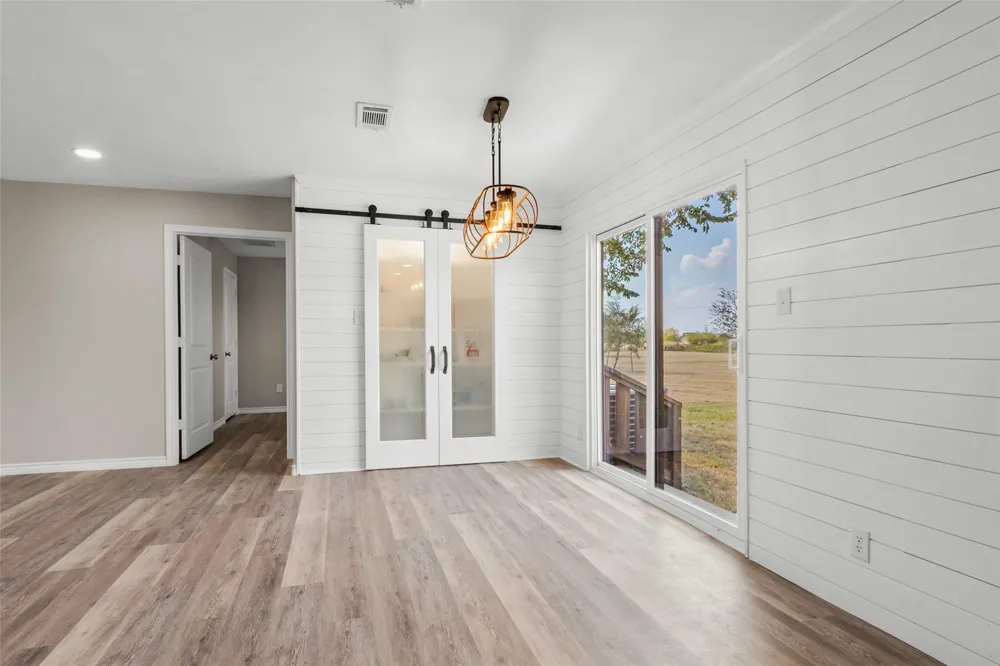 21113 Harrison Drive Bedias, TX 77831