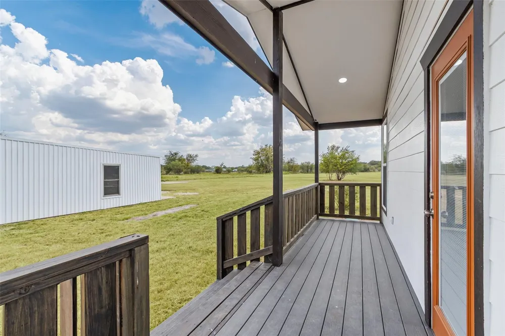 21113 Harrison Drive Bedias, TX 77831
