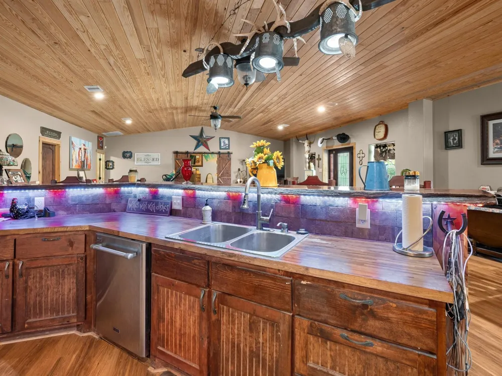 9187 Fm1486 P O Box 267 Road Richards, TX 77873